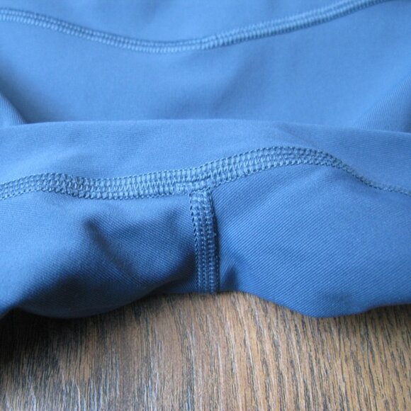 Lululemon All the Right Places Crop size 4 *EUC - Picture 4 of 11